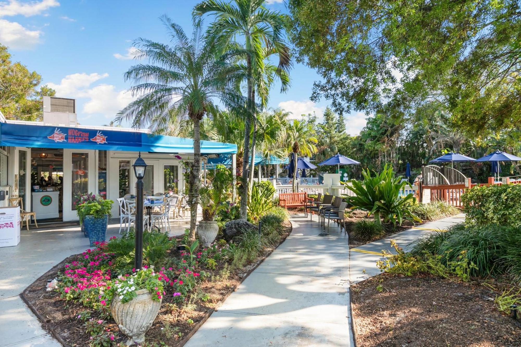 Park Shore Resort By Mike Z Rentals (Adults Only) North North Naples Eksteriør bilde