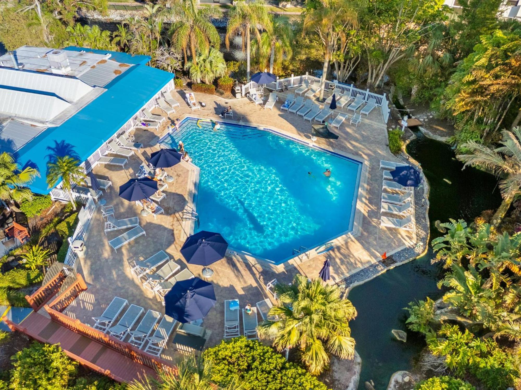 Park Shore Resort By Mike Z Rentals (Adults Only) North North Naples Eksteriør bilde